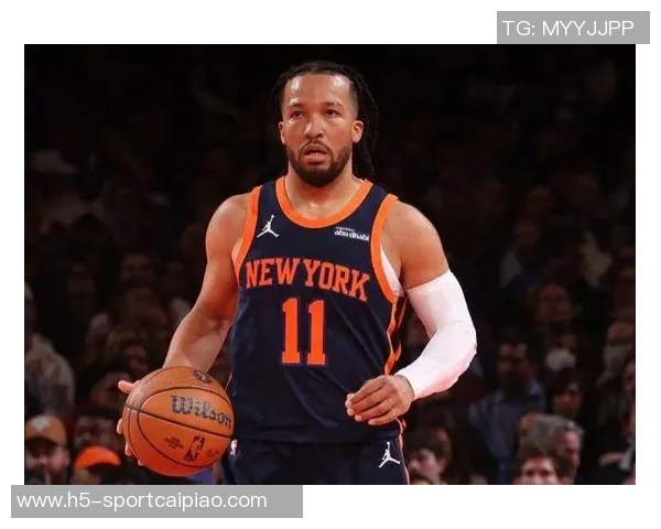 热火乘胜追击魔术核心缺阵尼克斯客场大胜猛龙展现强劲实力 热火乘胜追击魔术核心缺阵尼克斯客场大胜猛龙展现强劲实力